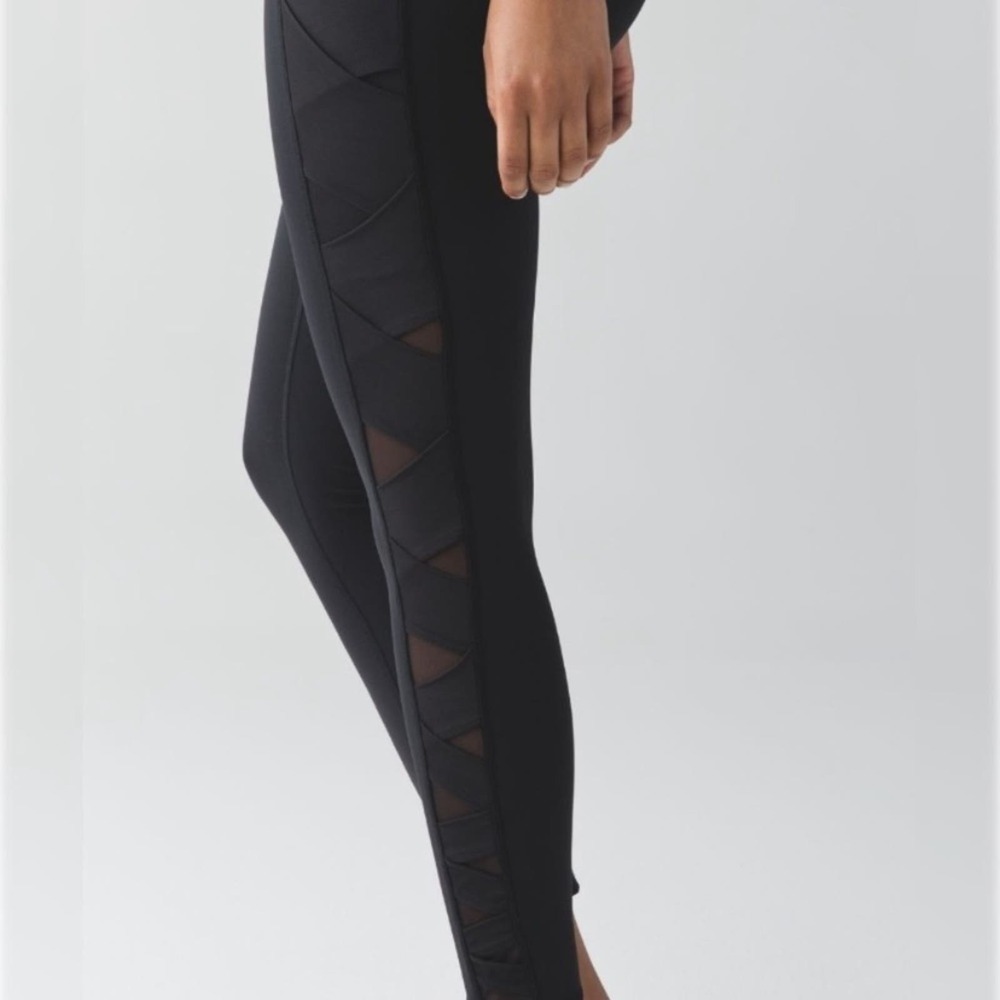 Lululemon Rise and Flow Mesh Criss Cross Leggings *Full-On Luxtreme* In Black 4
